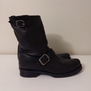 Frye Veronica Short in Black Size 9.5